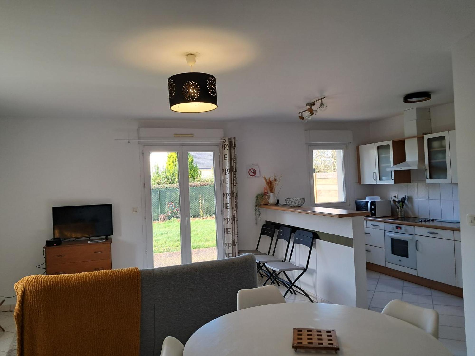 Appartement Au Rdc Avec Jardin Clos, Au Calme. Saint-Aubin-du-Cormier 외부 사진